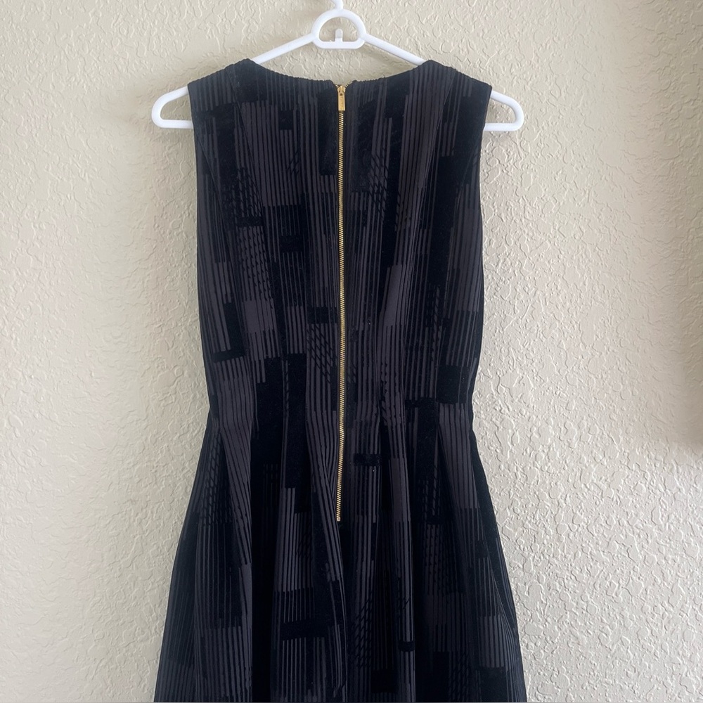 Calvin Klein Women's Dress Black Fit & Flare Black Velour Velvet size 0 Stretch - Picture 5 of 13
